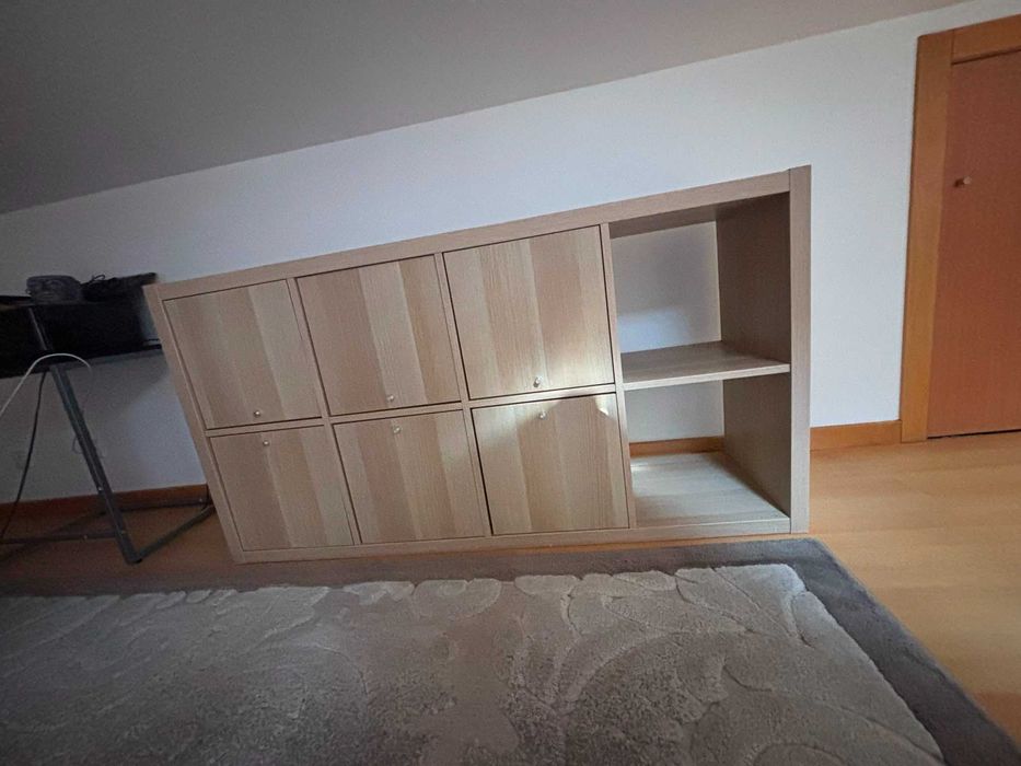 Estante Kallax c/ 6 portas