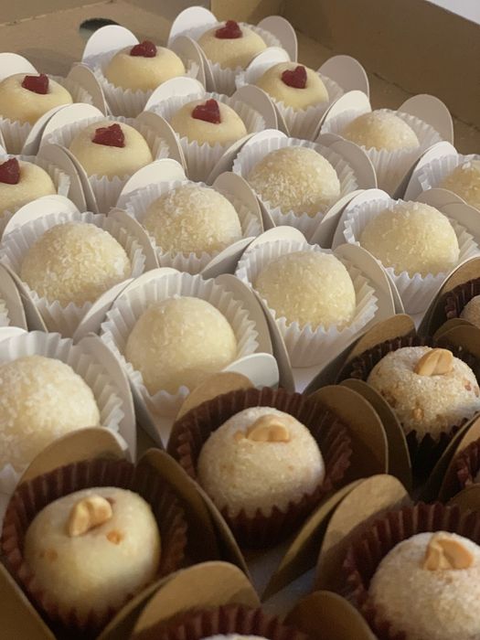 Brigadeiros Artesanais MiCaramelo — Tradição e Gourmet a Preços Especiais | Amadora