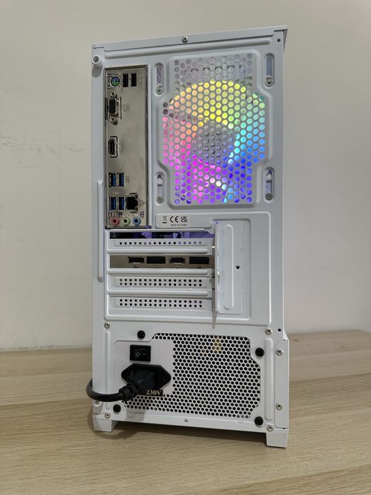 Torre Gaming Branca RGB | Ryzen 5 + RX 6600 XT