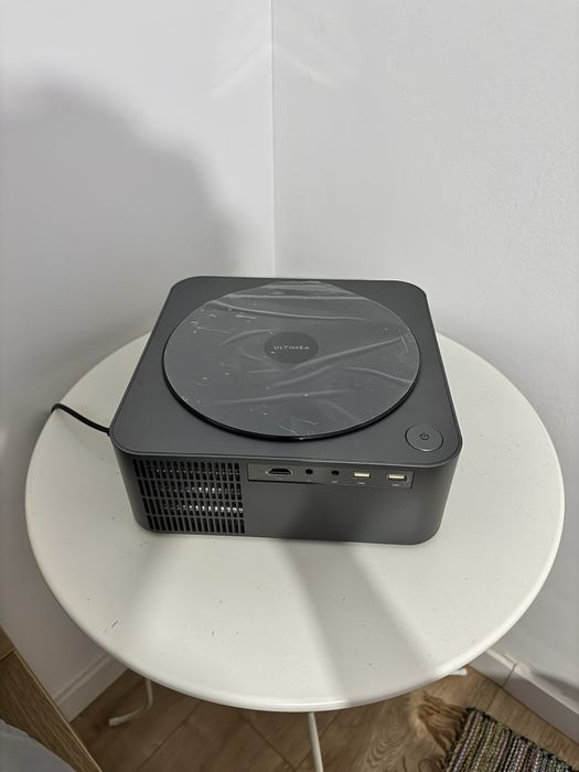 Projetor Ultimea Apollo P40