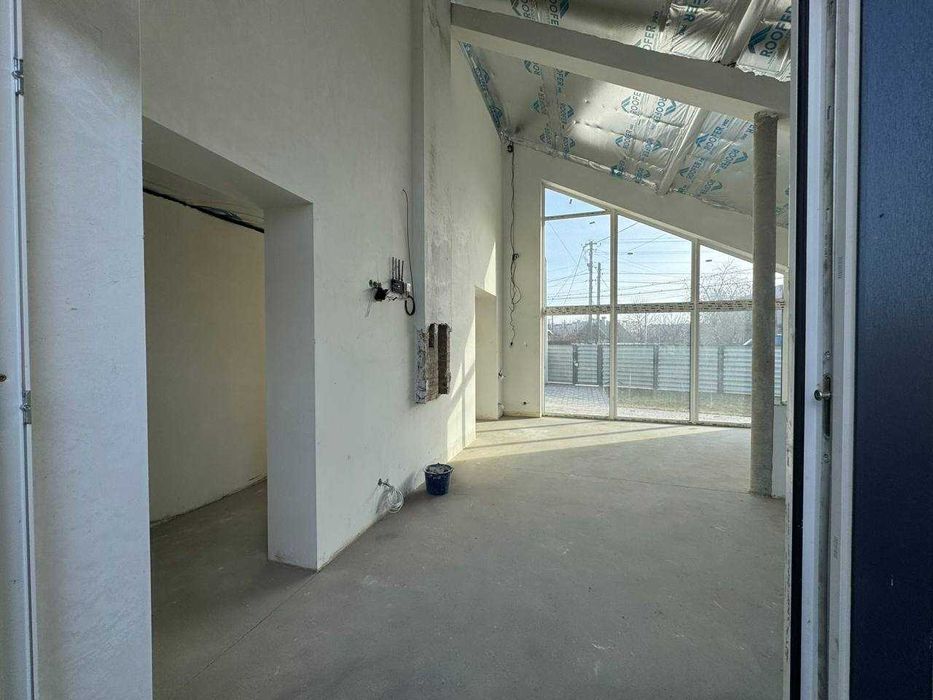 Елітний Особняк в центрі Вовчинців