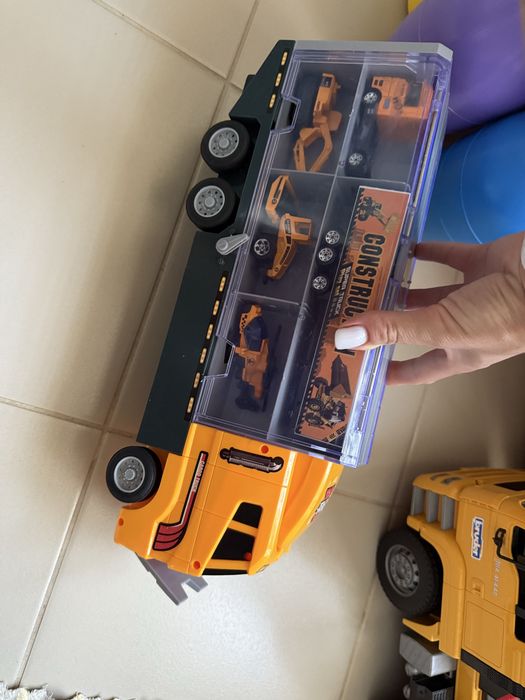 Мега Монстр Трак Хот Вілс Hot Wheels Monster Trucks / автовоз / великі машини / робот