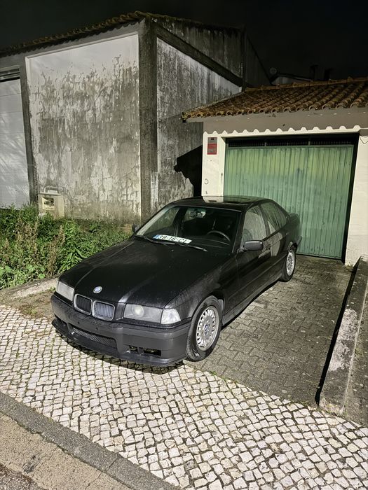 vendo bmw 318i de livrete