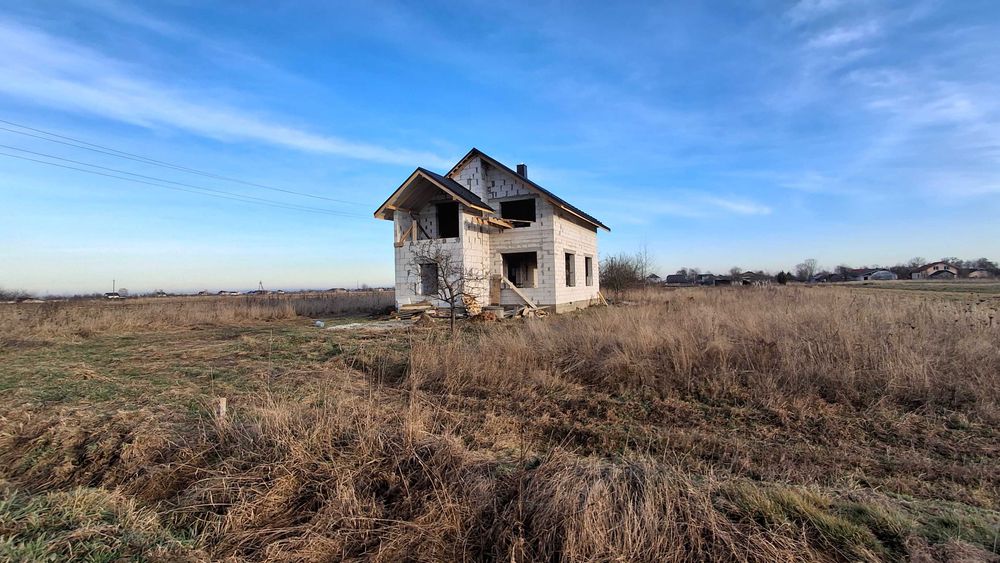 Продаж будинок 130м2, Радча, 5 соток світло, газ, криниця, тераса
