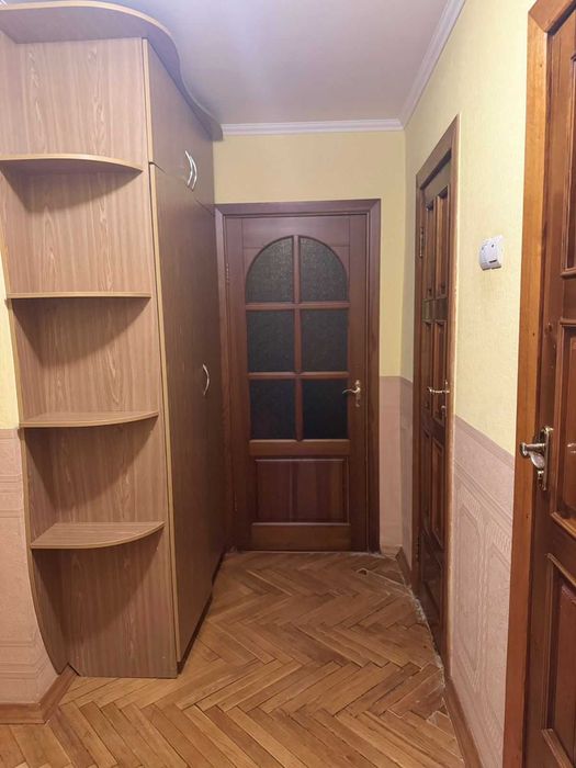 Продаж 3-кім квартири Митниця, вул. Нижня Горова