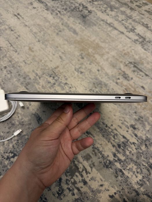 Macbook Pro M1 2020 8/256gb