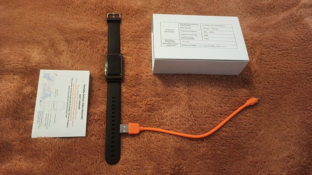 Часы с  камерой 128гб памяти