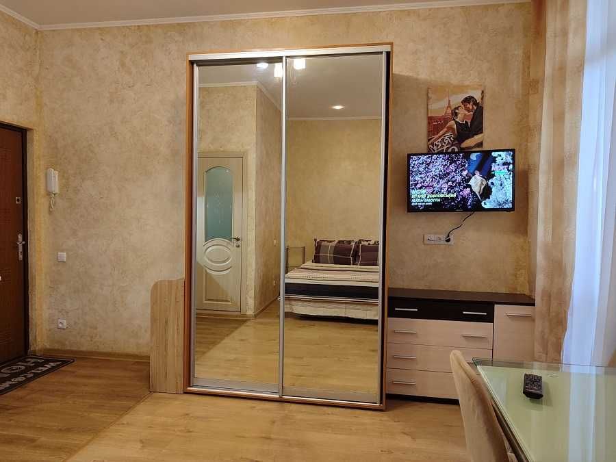 Апарт готель Левада метро квартири подобово Автовокзал Аєрокосмічний