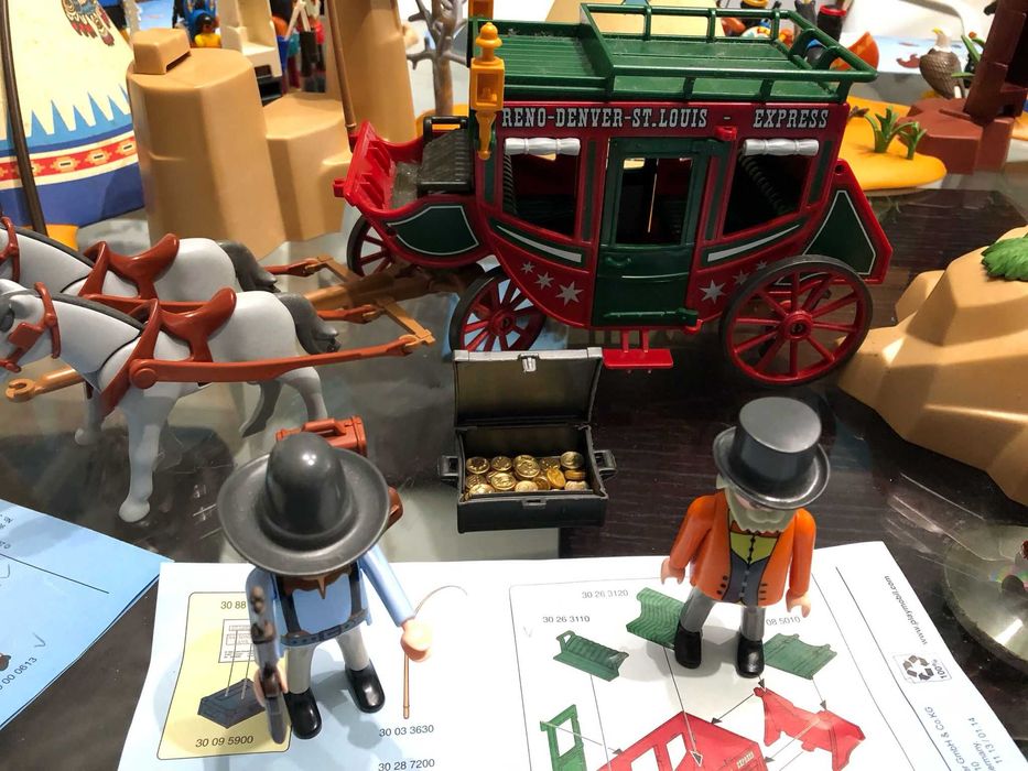 Playmobil Todo Conjunto Piratas, Cowboys e Índios, Dragões