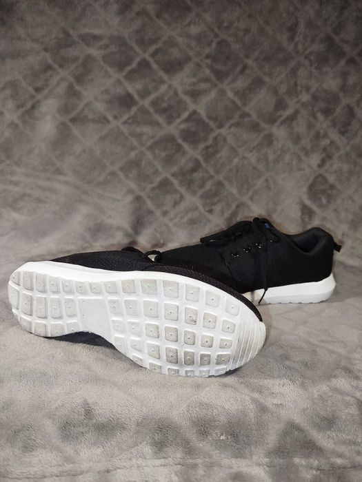 Wygodne adidasy na platformie