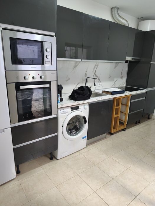 T1 + 1 a 50metros comboio