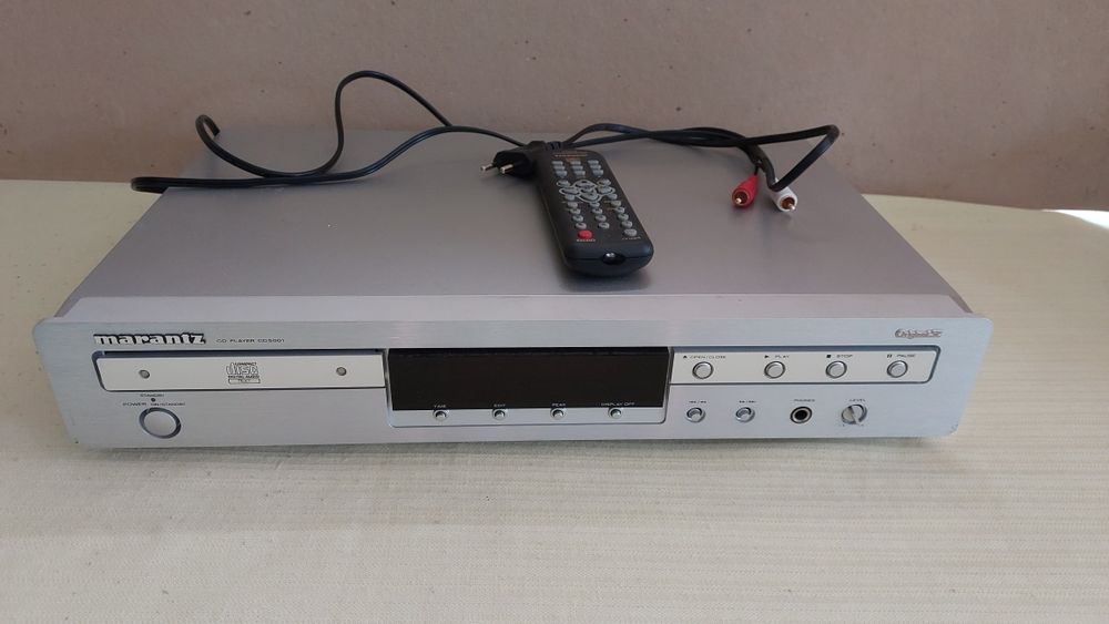 CD  проигрыватель Marantz