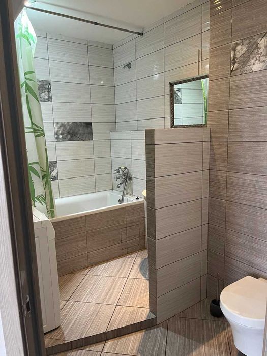 Продаж дохідної нерухомості діючий бізнес Освіти 14а 241м2 без комісії