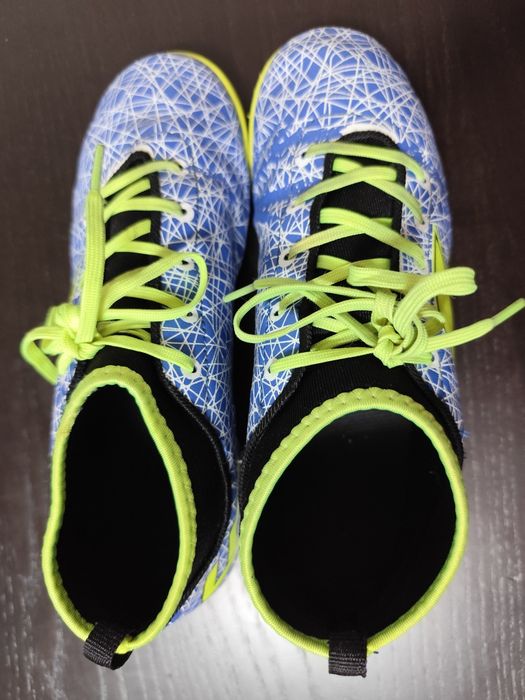 Sapatilhas de Futsal Lotto Zhero Gravity (Tam.36)