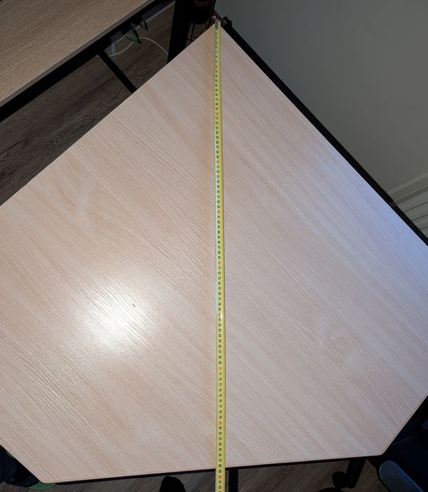 Sprzedam biurko narożne z wysuwaną szufladą