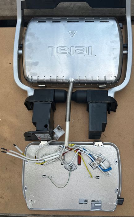Części do kontaktowego grilla elektrycznego Tefal GC750D 2000 W