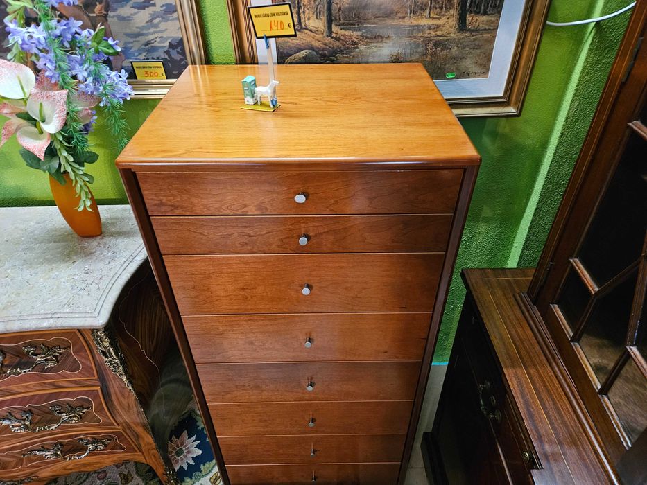 Camiseiro - Muito bom estado geral