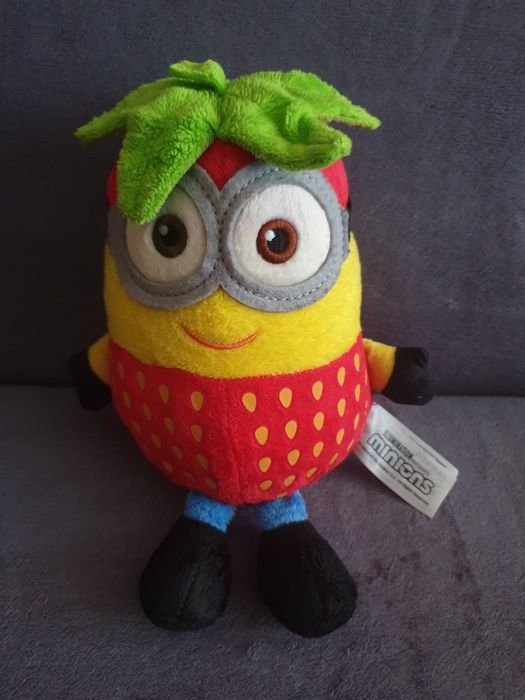 Oryginalna maskotka minionek minionki truskawka