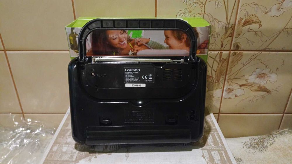 Radio LAUSON RA139 Czarno-czerwony