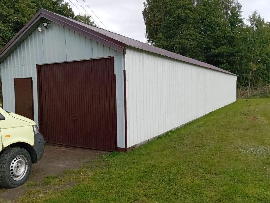 Wiata gospodarcza : szer. 5 m , dł. 20m