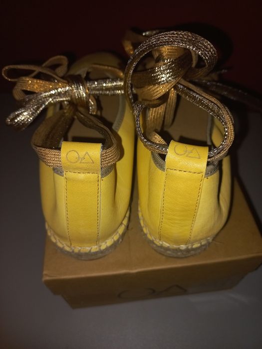 Nowe skórzane espadryle firmy Oa non fashion 37