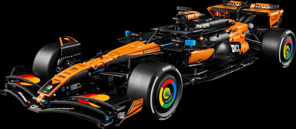 LEGO Technic McLaren MCL39 F1 42228 - 1675 деталей