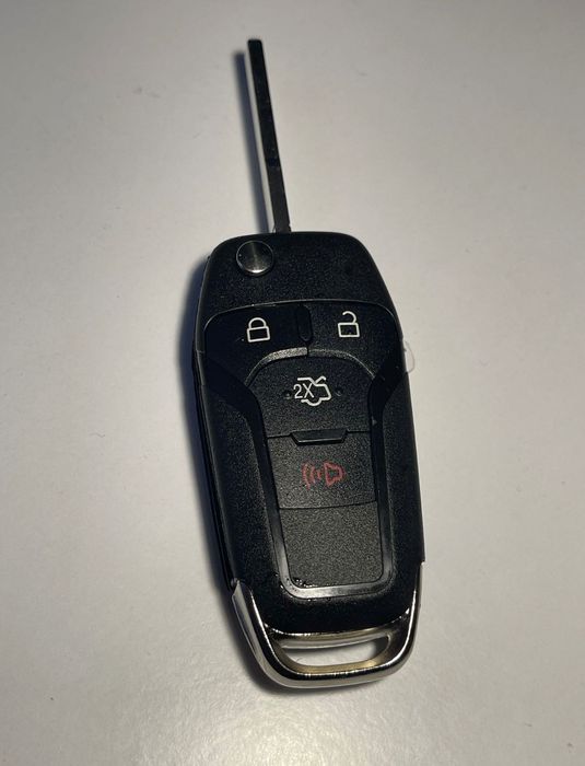 Ford fusion корпус hybrid ключи логотип
брелок замена