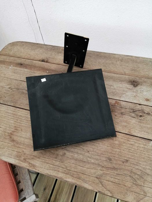 Suporte de parede para televisão