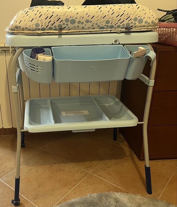Banheira e fraldario chicco