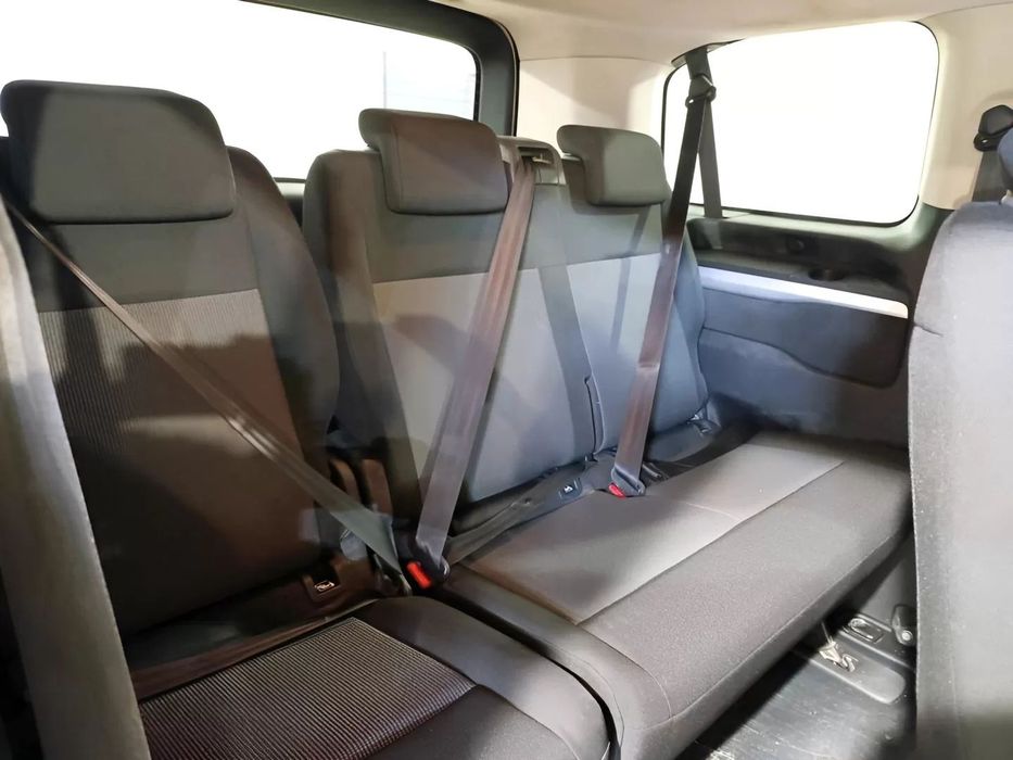 Peugeot Traveller 1.5 BlueHDi L2H1 Active Standard