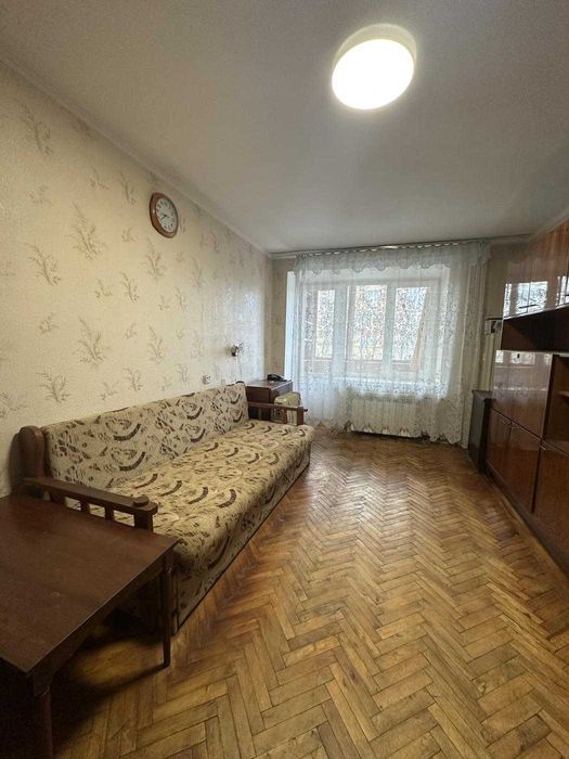 Алма Атинська 64а, 1к м Чернігівська, Лісова 15хв,низький поверх, бойлер,відеоогляд є