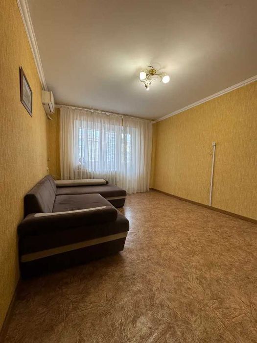 Продам 2к квартиру жм Клочко Караван Лівий берег