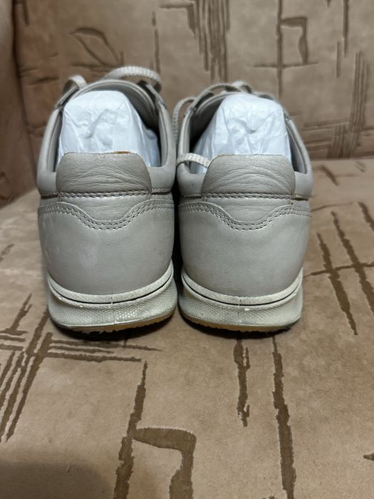 Кросівки  39 розмір