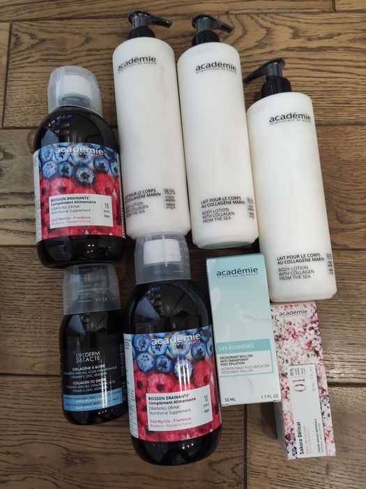 Academie Очищувальний гель  Visage Purifying Cleansing Gel

Источник: