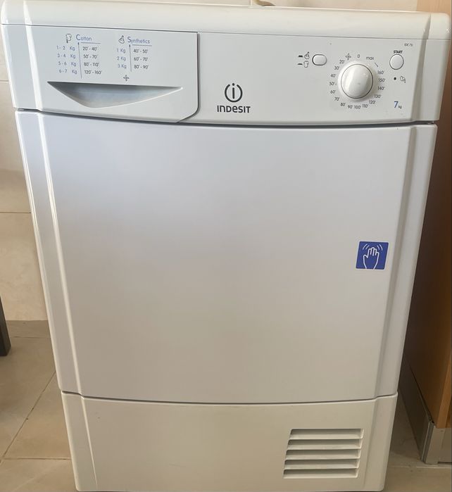 Máquina Secador roupa indesit