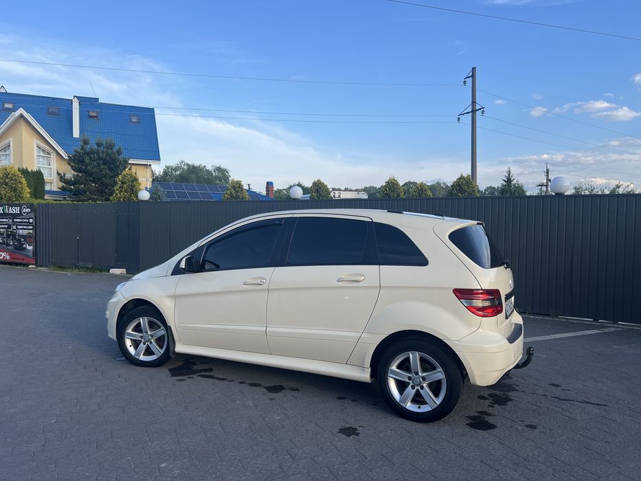 Mersedes B180 2010