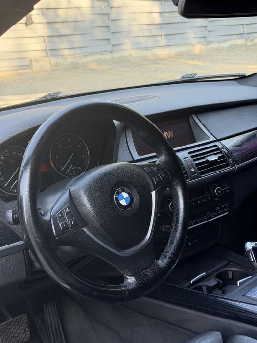 продам Bmw x5 e70 2008