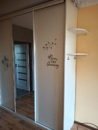 Szafa przesuwna biała