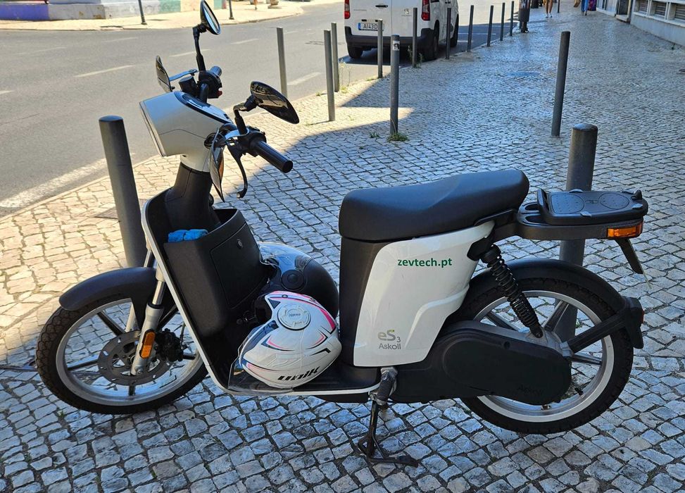 125 CC Mota Scooter Elétrica Askoll eS3