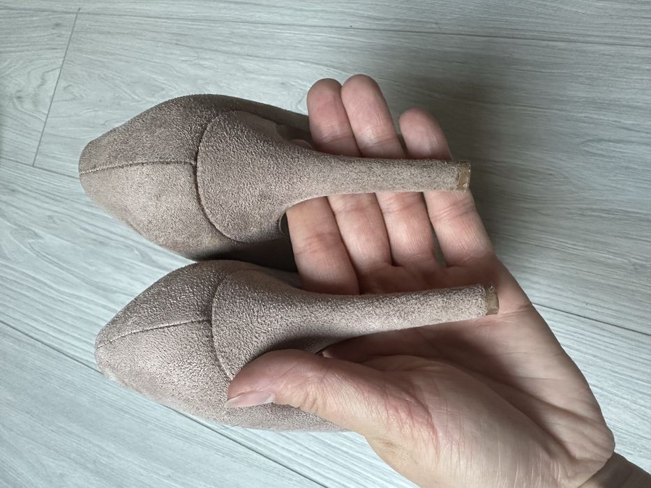 Туфлі на шпильці 38 розмір