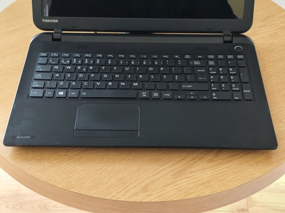 Toshiba C50-B impecável