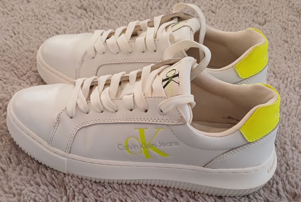 Кросівки Calvin Klein розмір 37