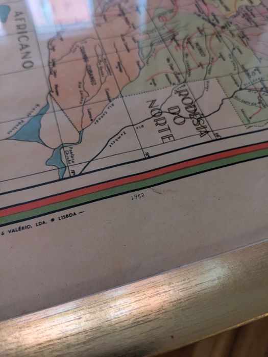 Mapa autêntico de Portugal, Ilhas e Colónias de 1952