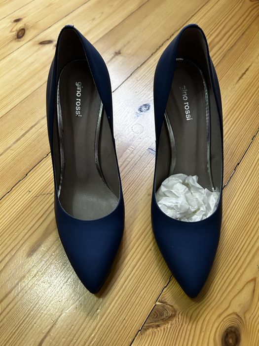 Buty damskie czułenka gino rossi rozm 39
