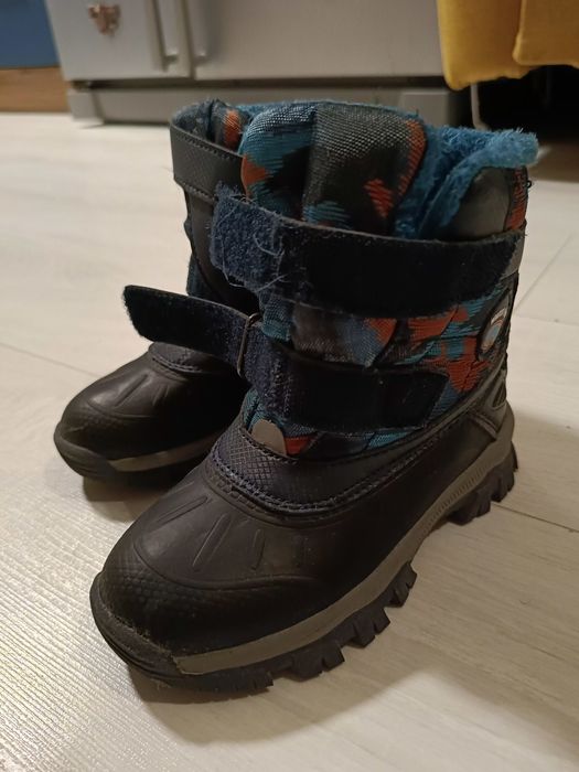 Śniegowce chłopięce