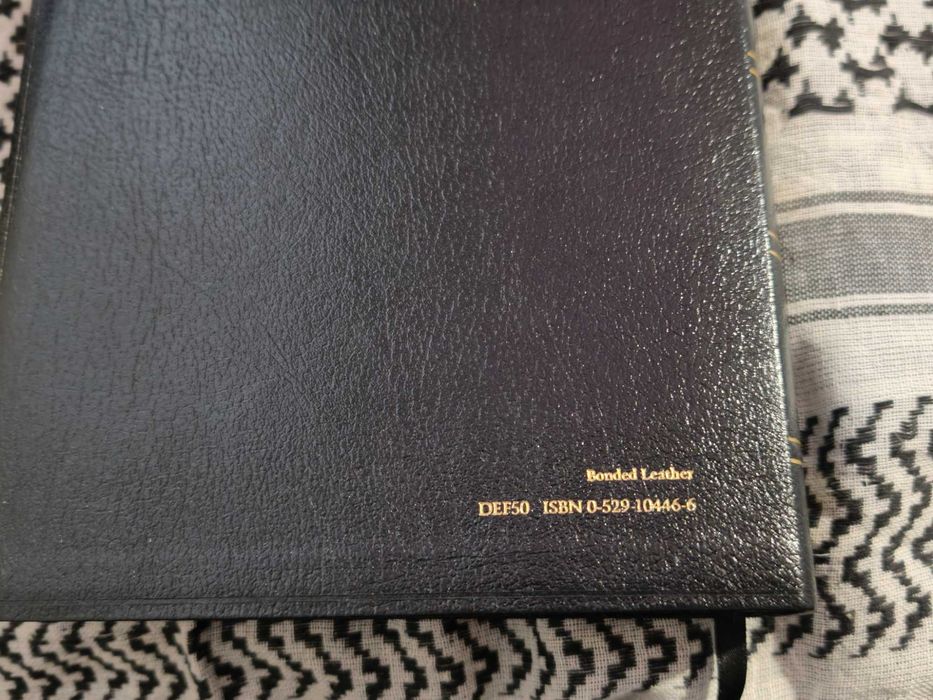 Апологетика + Біблія Англійською KJV The Defender's Study Bible - King James Version. Henry M. Morris. Red Letter Edition. Шкіряна обкладинка.