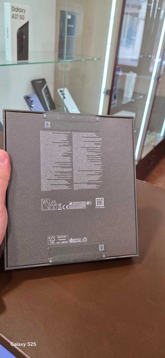 Samsung F976B Galaxy Fold 8 Ultra 12/512Gb Cream EU !!!НОВИЙ НЕВЕРЛОК ЗАПЛОМБОВАНИЙ !!!