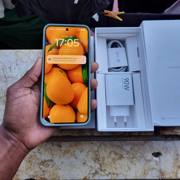 Xiaomi 14 usado como novo 512G/16 Gb de ram