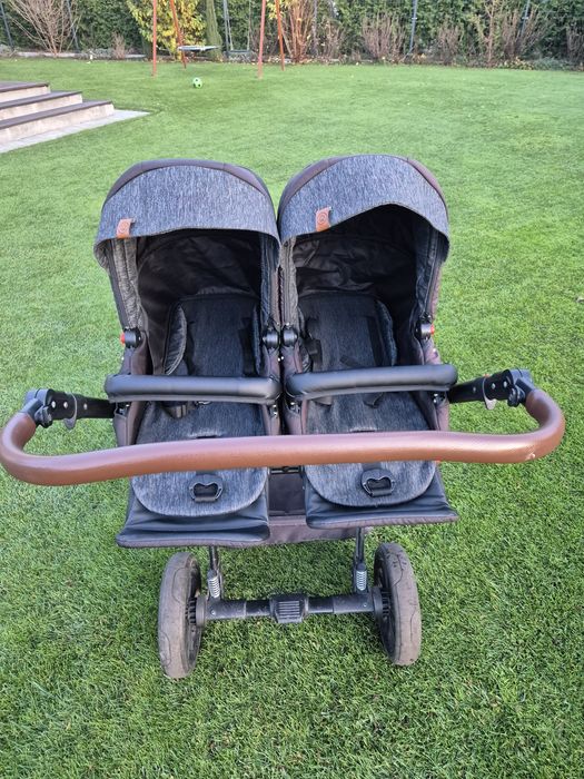 DORJAN zestaw wózek podwójny, bliźniaczy, rok po roku