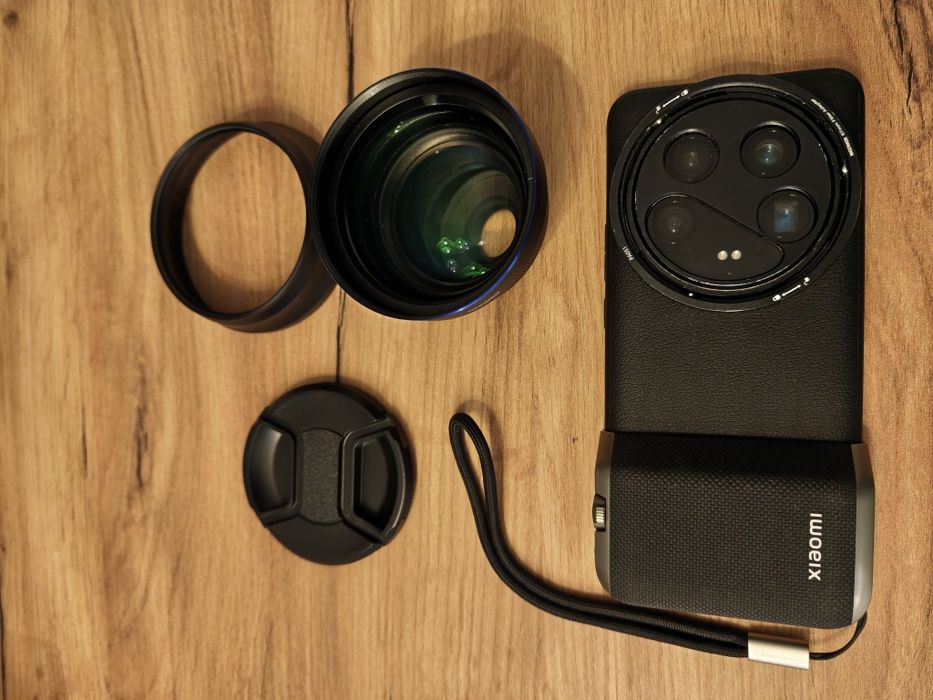 Xiaomi 14 Ultra 512GB/16GB Leica + Kit Fotográfico + Lente Neewer 85mm